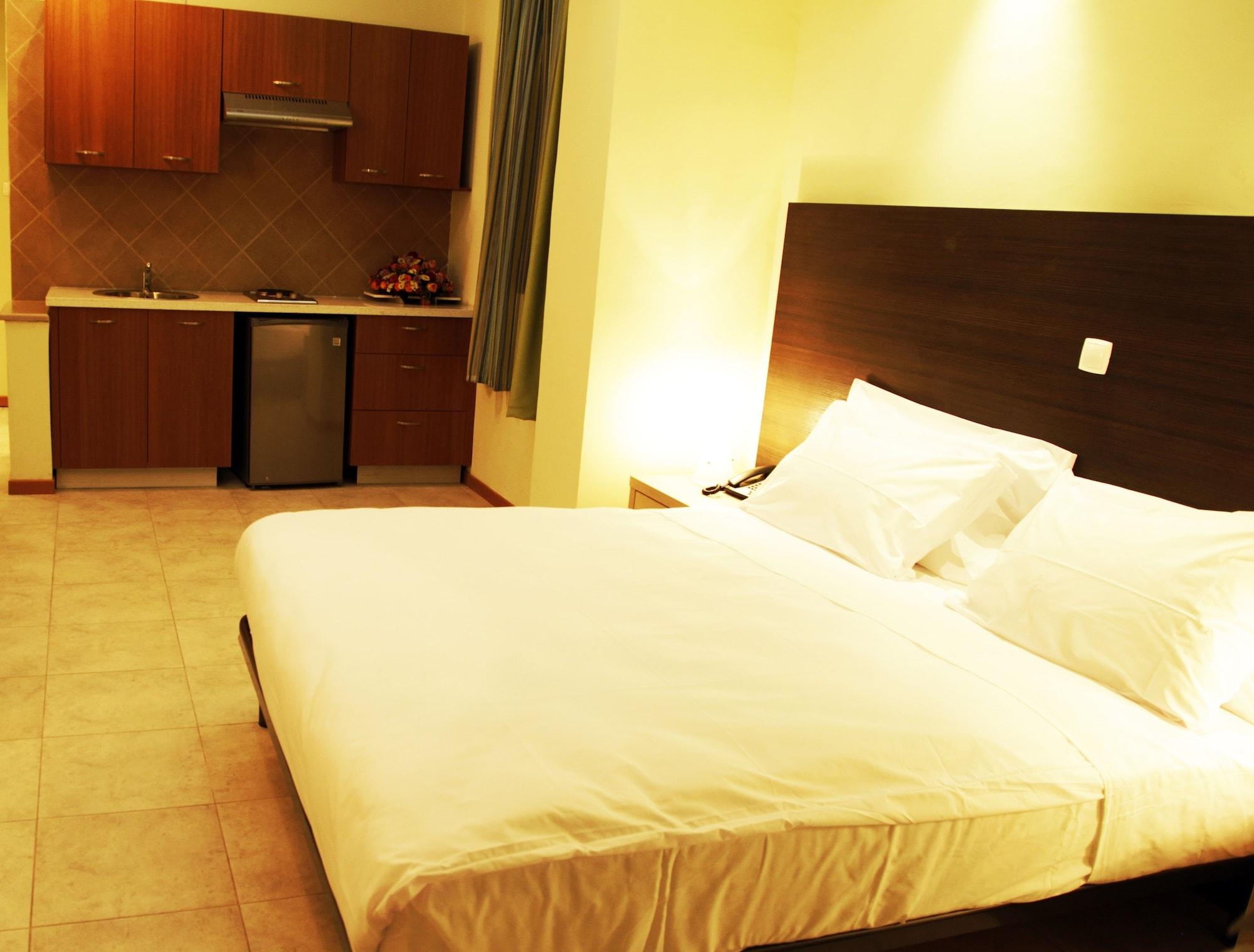 Reliance Hotel Apartment Адис Абеба Екстериор снимка